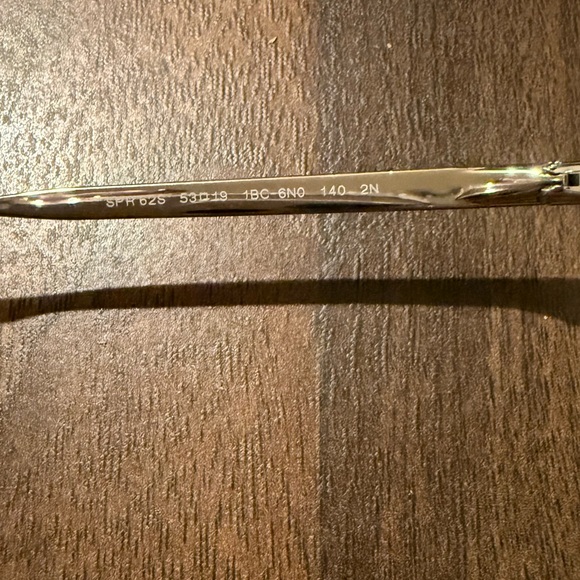 Authentic Prada 62S sunglasses, great condition!!!!!! - Picture 6 of 8